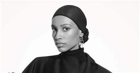 hijab burberry|Ikram Abdi: First Hijabi Model for Burberry's Festive .